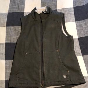 Ariat Sherpa lined canvas vest